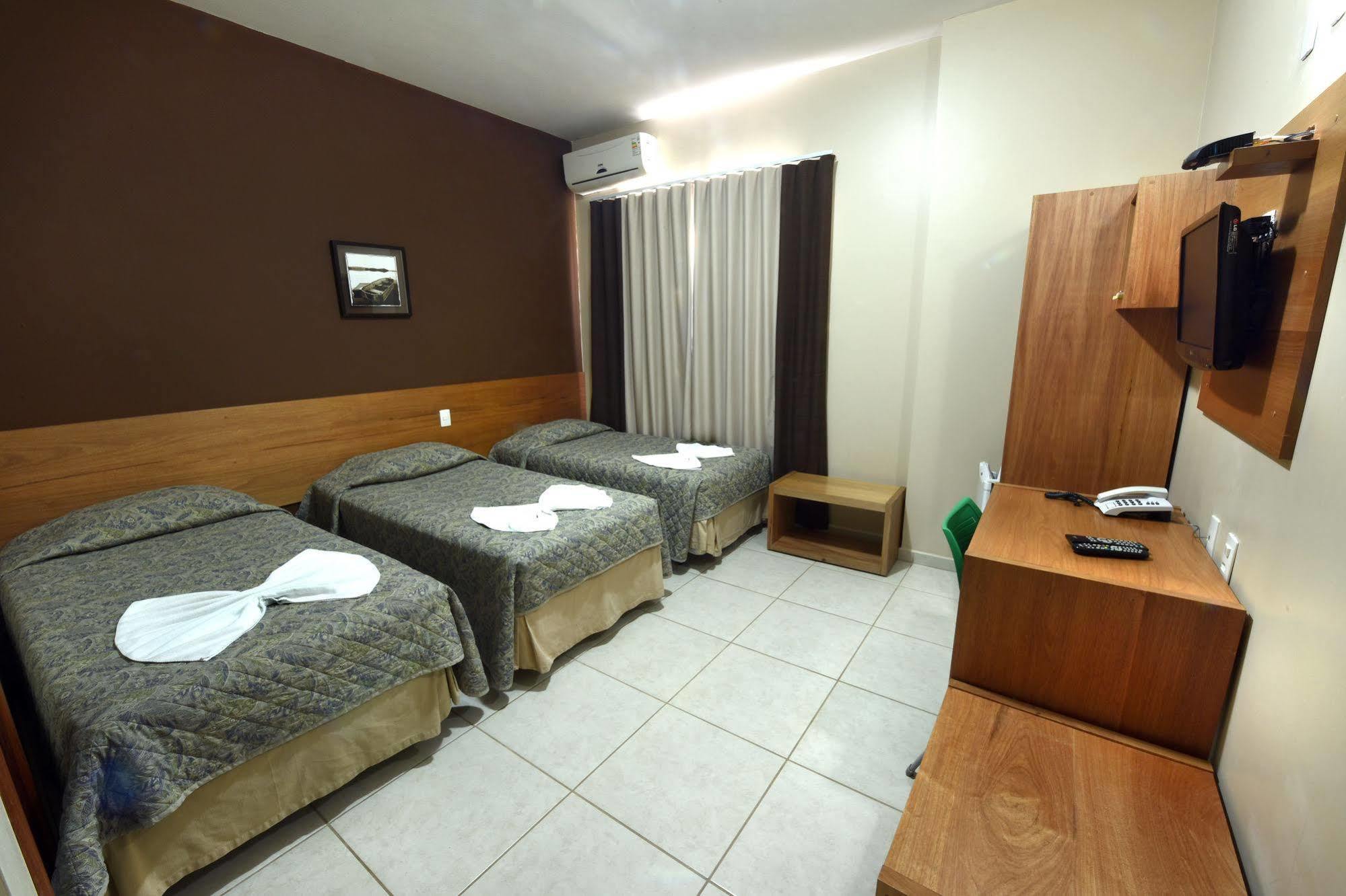 Prisma Plaza Hotel Taubaté Dış mekan fotoğraf